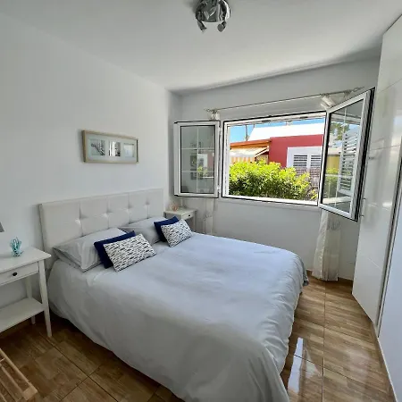 Beach Cottage بيت للعطل *