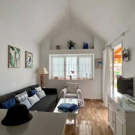 بيت للعطل Beach Cottage